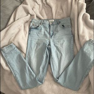 Light denim jeans